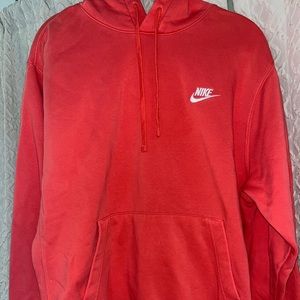 CORAL NIKE HOODIE 🪸